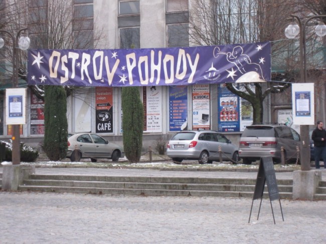 REKLAMNÍ PLACHTA OSTROV POHODY